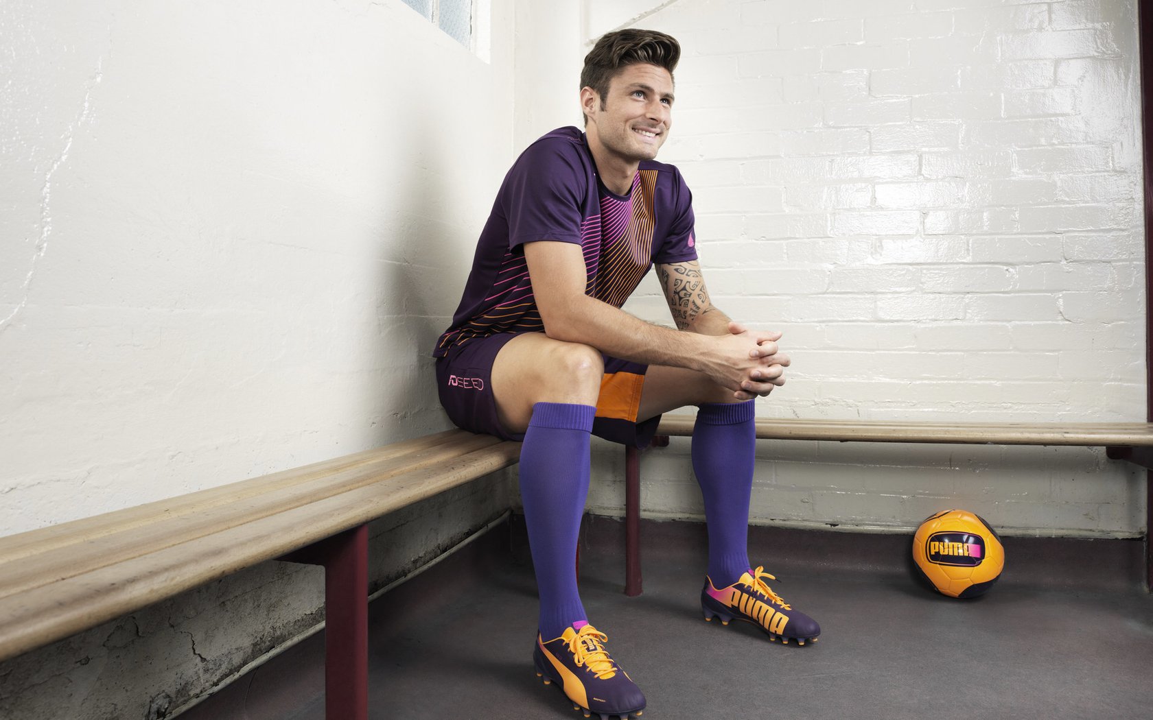 运动装备生产技术创新，运动器材创新设计